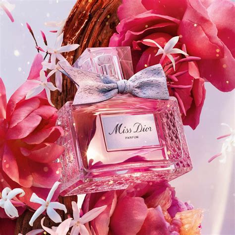 miss dior parfum vernieuwd|miss dior perfume smells like.